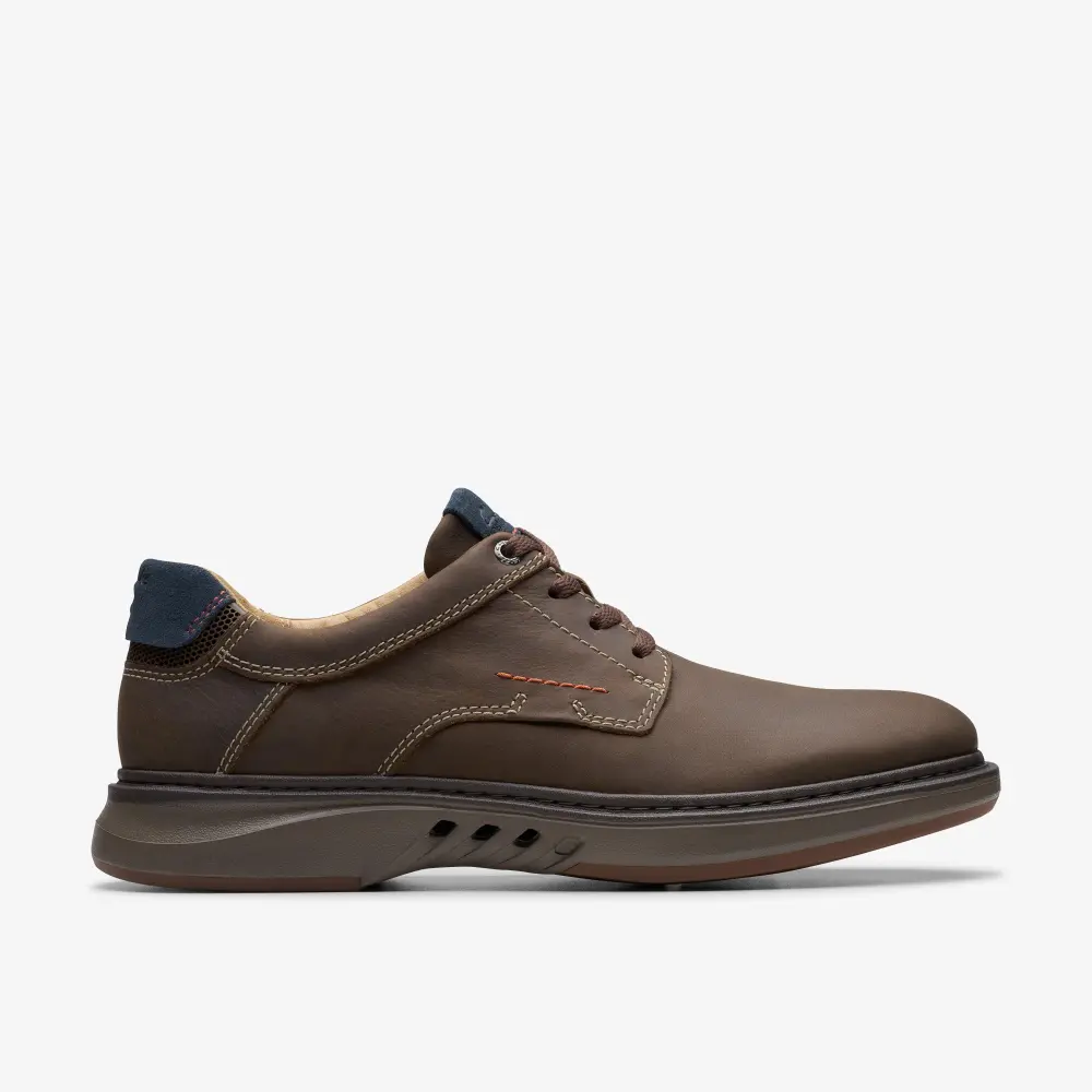 Clarks Herren Un Briley Pace Schuhe aus braunem Nubukleder online