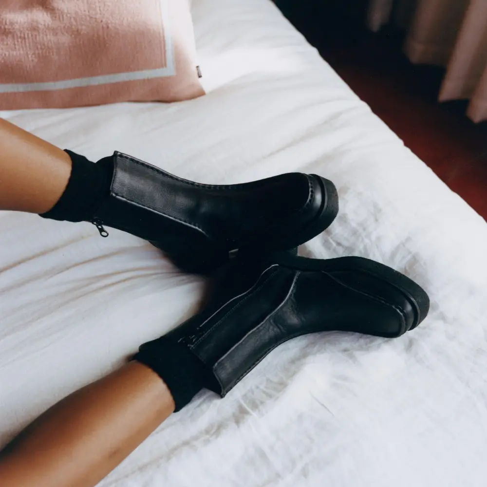 Effery Damen-Stiefeletten aus schwarzem Leder mit Reißverschluss online